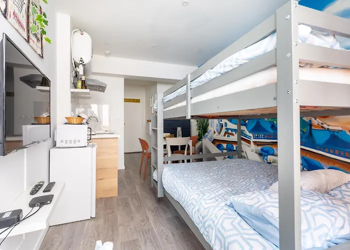 Bleu Sidi Bou Said A Ferrand